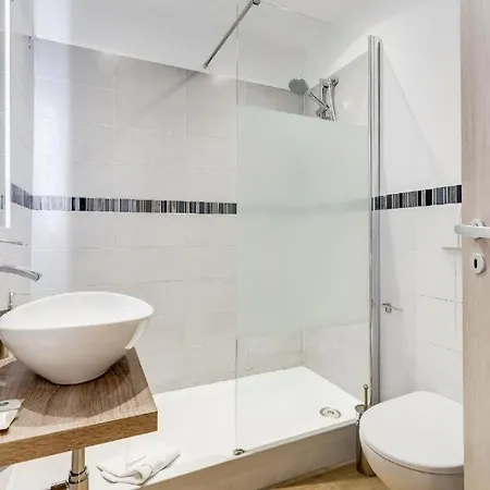 Vatican Prestige By Premium Collection Guest house